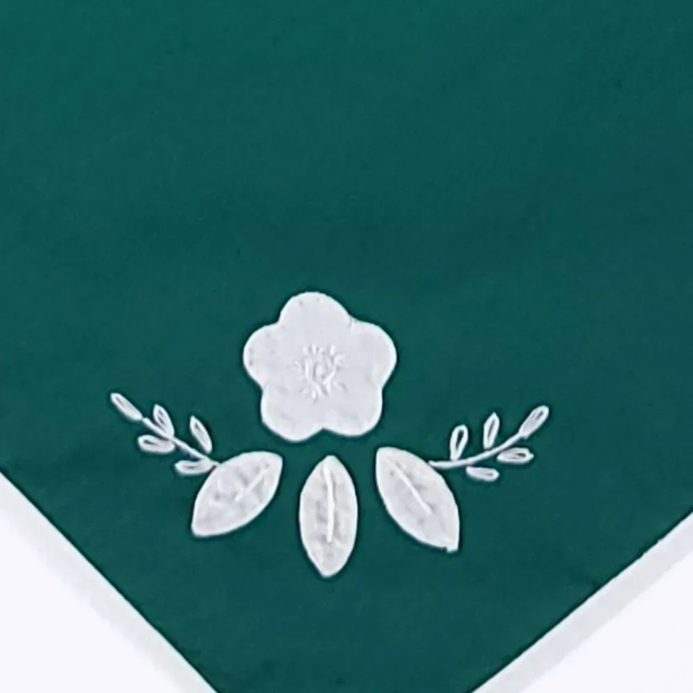 Vintage Floral Embroidered Cloth Napkin Set Green Cottagecore 5pc